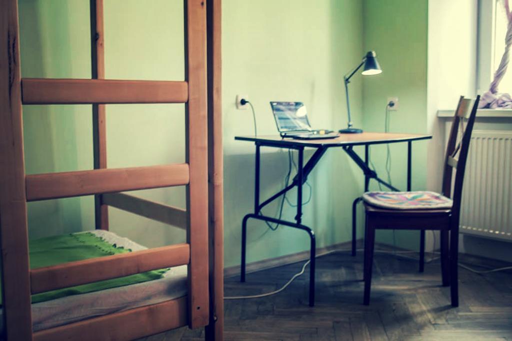Magic Bus Hostel Λβιβ Εξωτερικό φωτογραφία